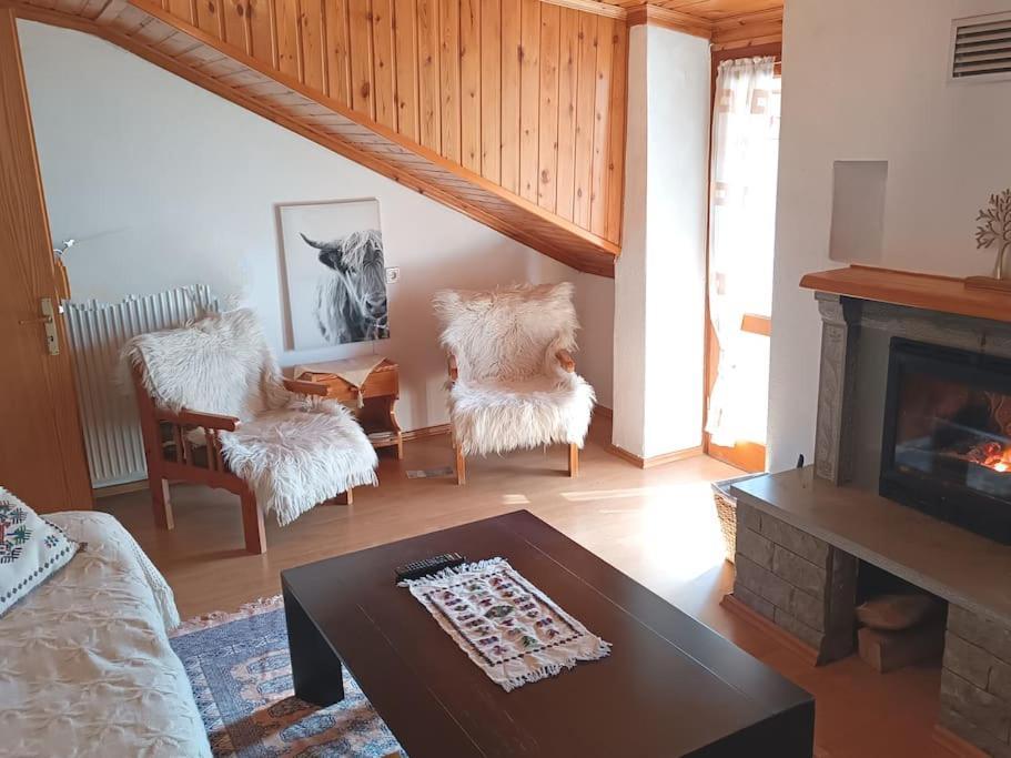 Cozy Loft With Fireplace & View 멧소보 외부 사진